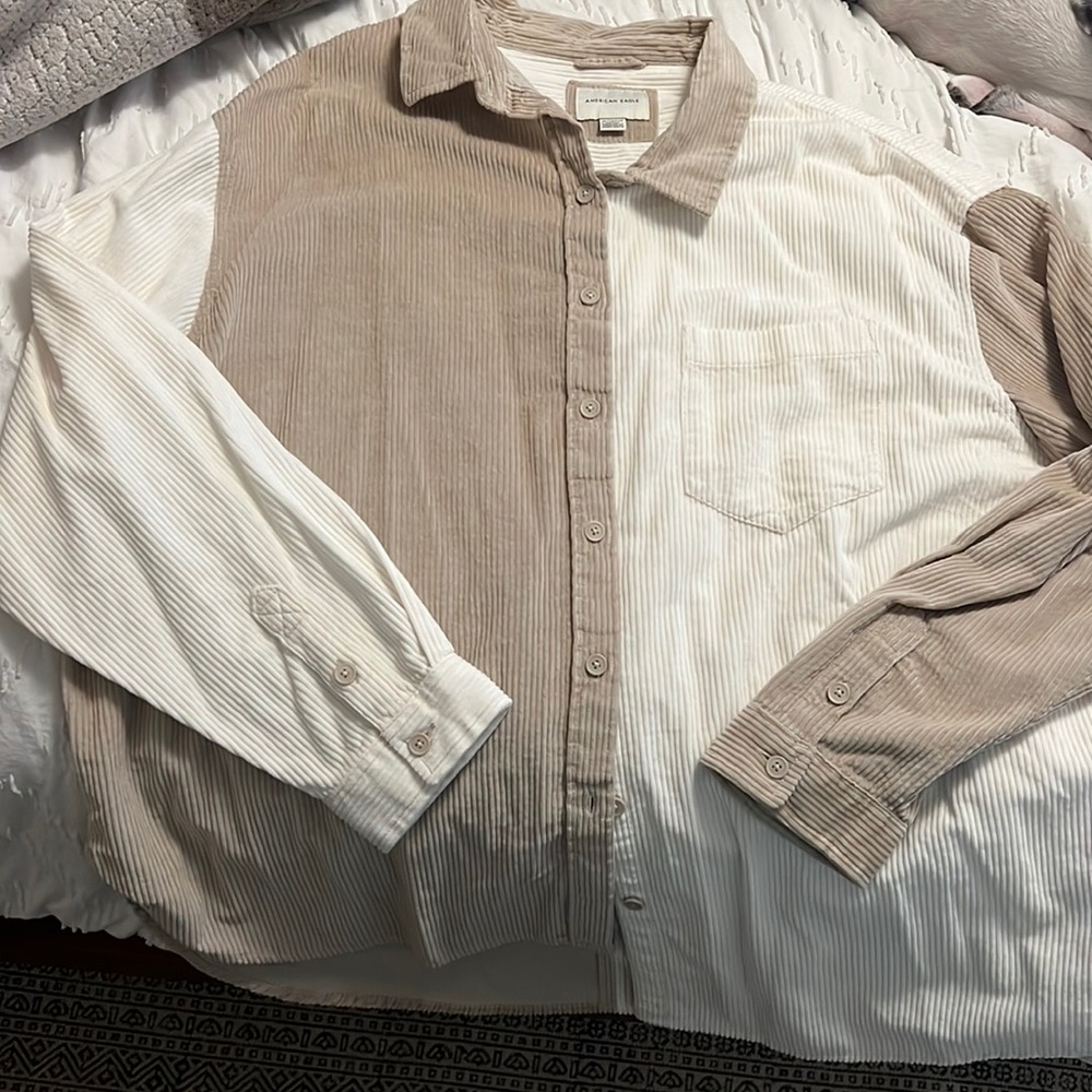 NWOT American Eagle Outfitters flannel. Size XL